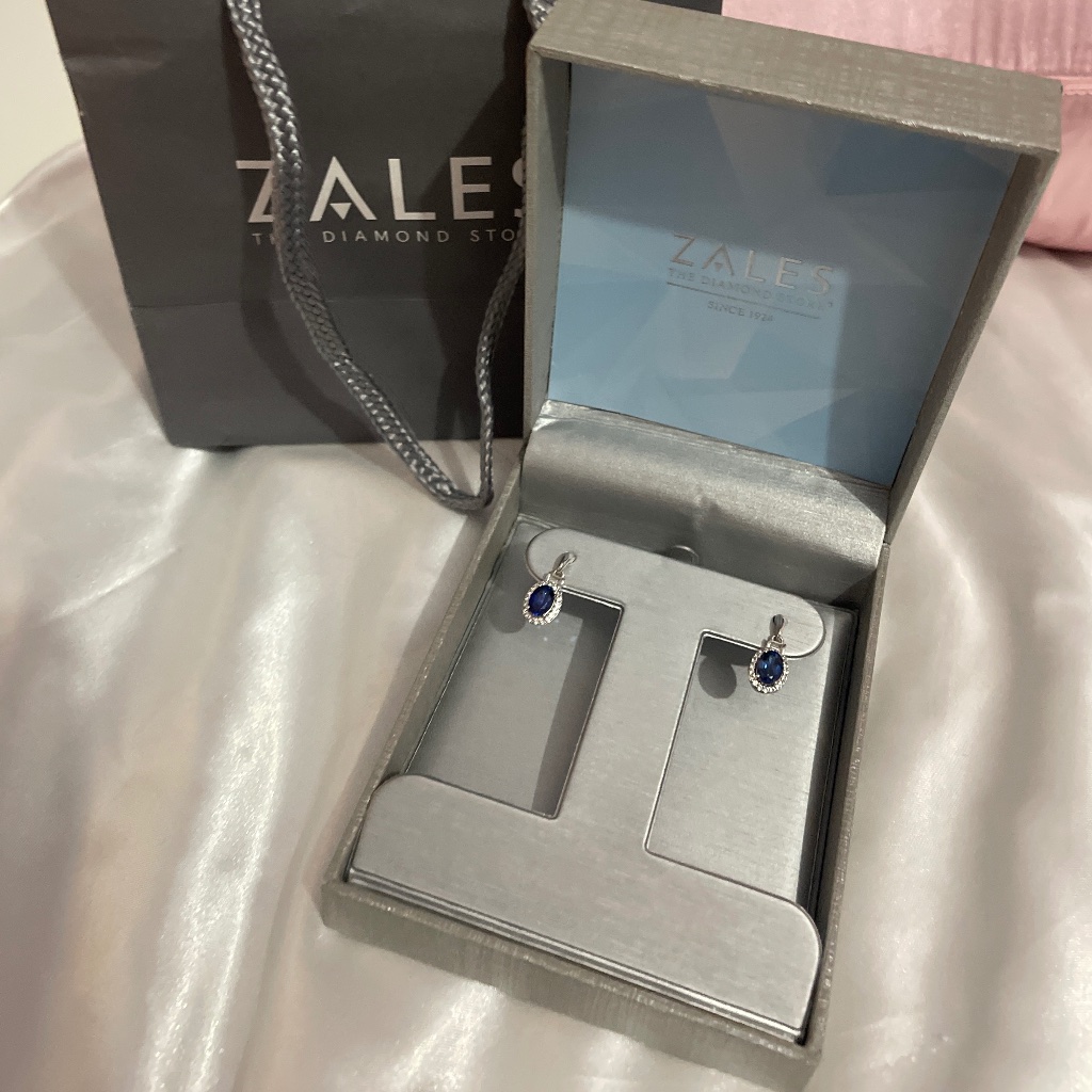 Zales Sapphire Earrings 100$